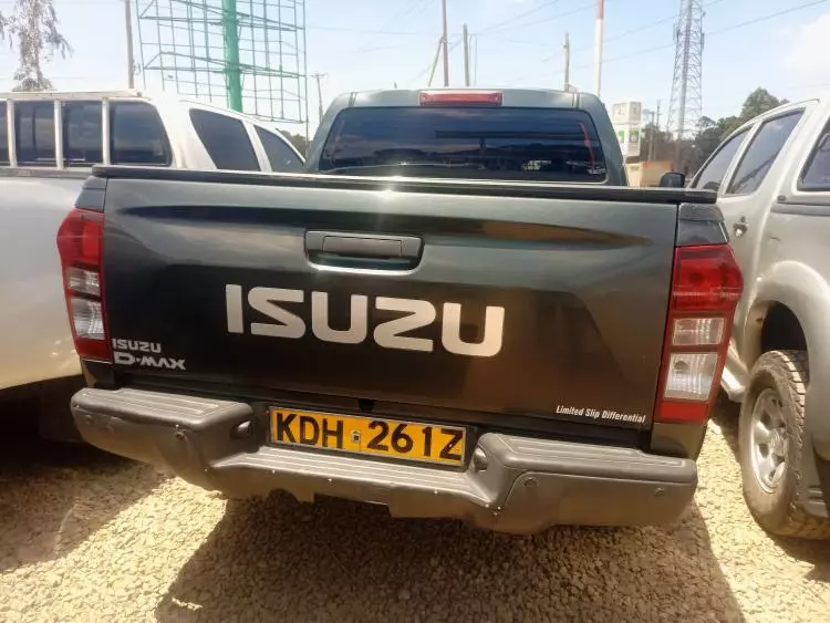Isuzu D-Max