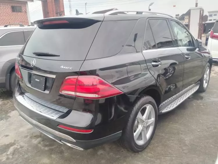 Mercedes-Benz GLE 350