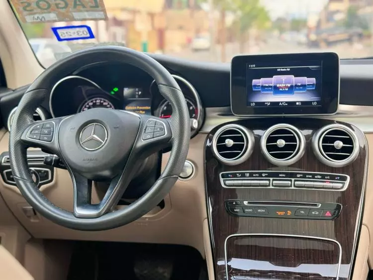 Mercedes-Benz GLC 300