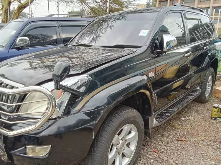 Toyota Landcruiser Prado