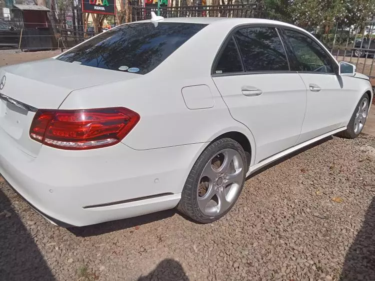 Mercedes-Benz E 350