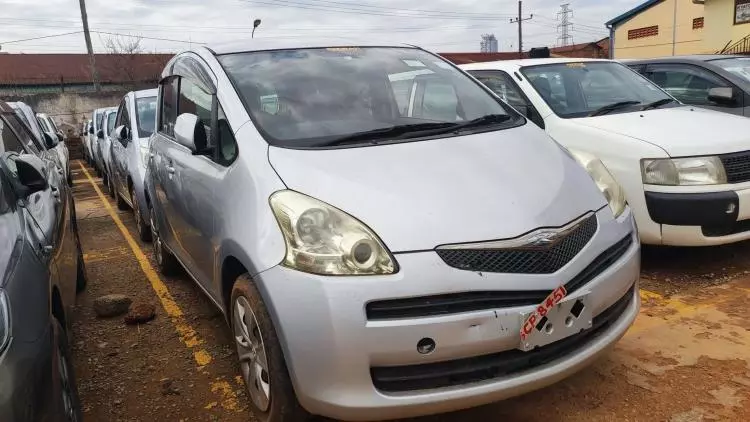 Toyota Ractis