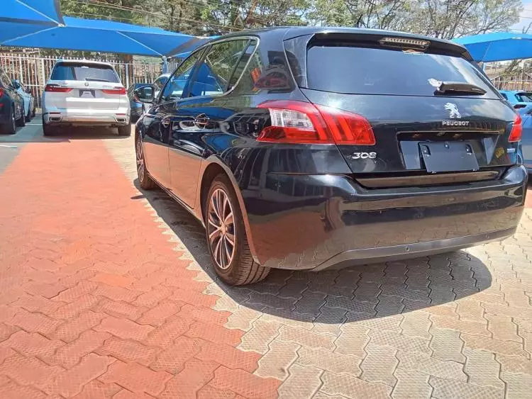 Peugeot 308
