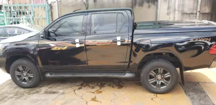 Toyota Hilux
