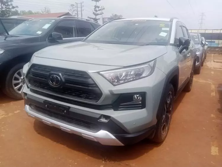 Toyota RAV 4