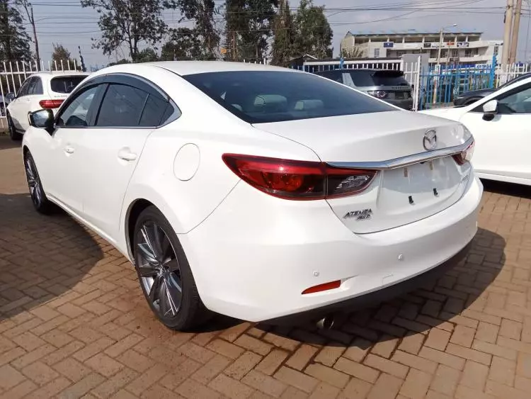 Mazda Atenza