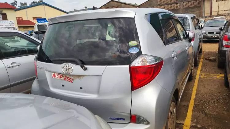 Toyota Ractis