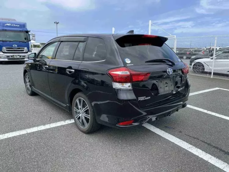 Toyota Fielder hybrid