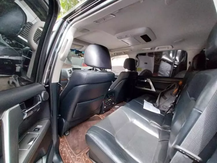 Toyota Landcruiser  V8