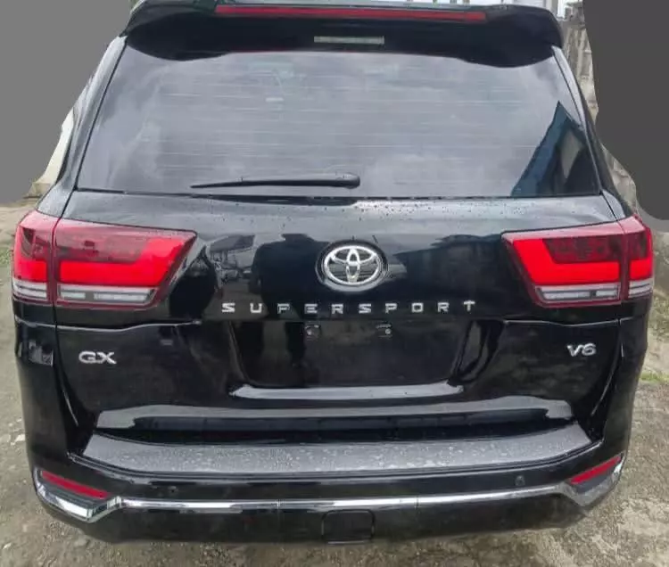 Toyota Land Cruiser GXR