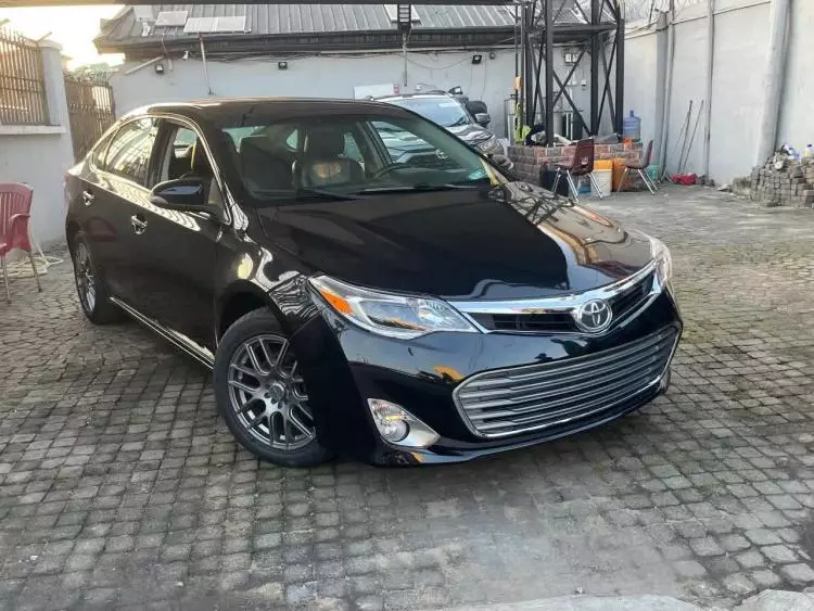 Toyota Avalon