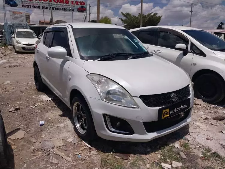 SUZUKI Swift