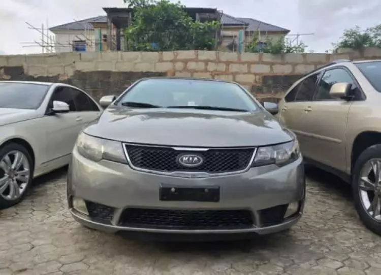 KIA Cerato