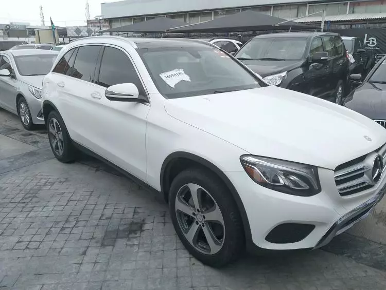 Mercedes-Benz GLC 300