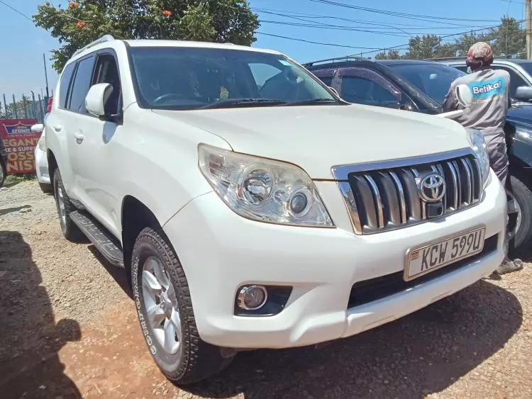 Toyota Landcruiser Prado