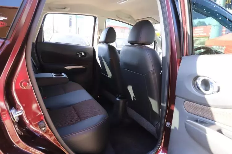 Nissan Note medalist