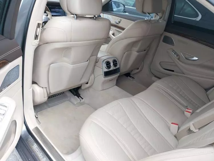 Mercedes-Benz S 550