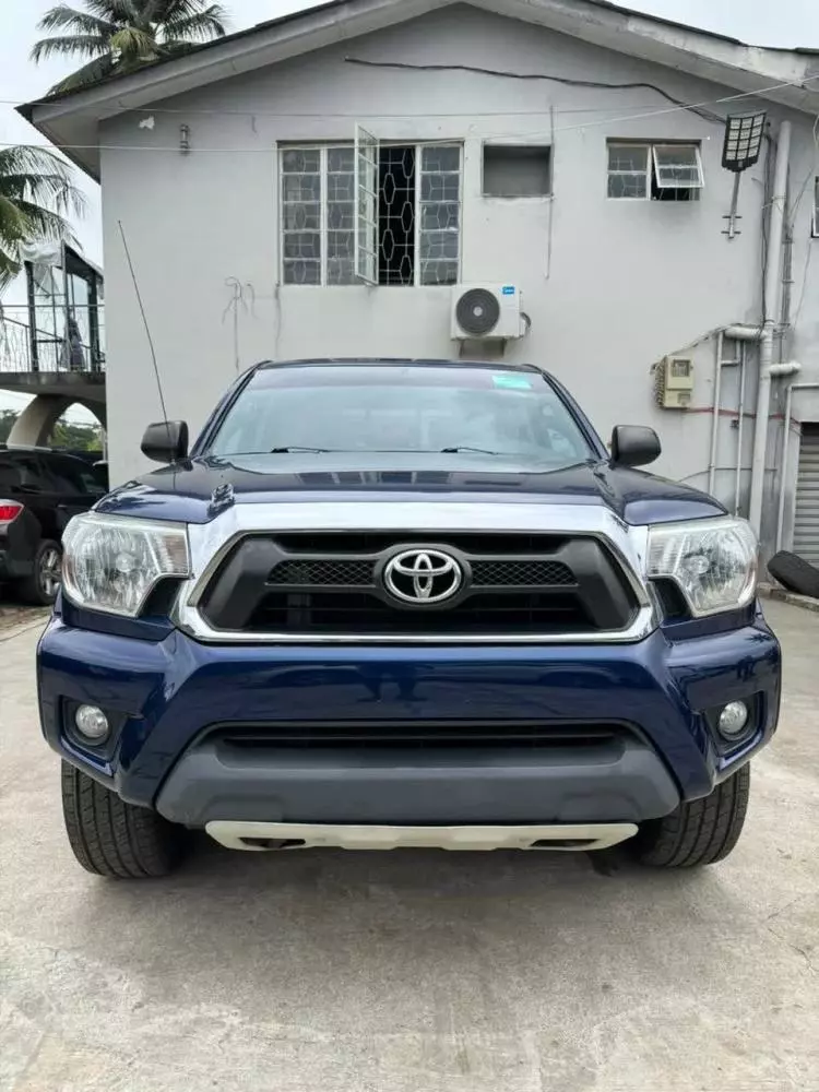 Toyota Tacoma