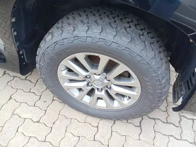 Toyota Landcruiser Prado