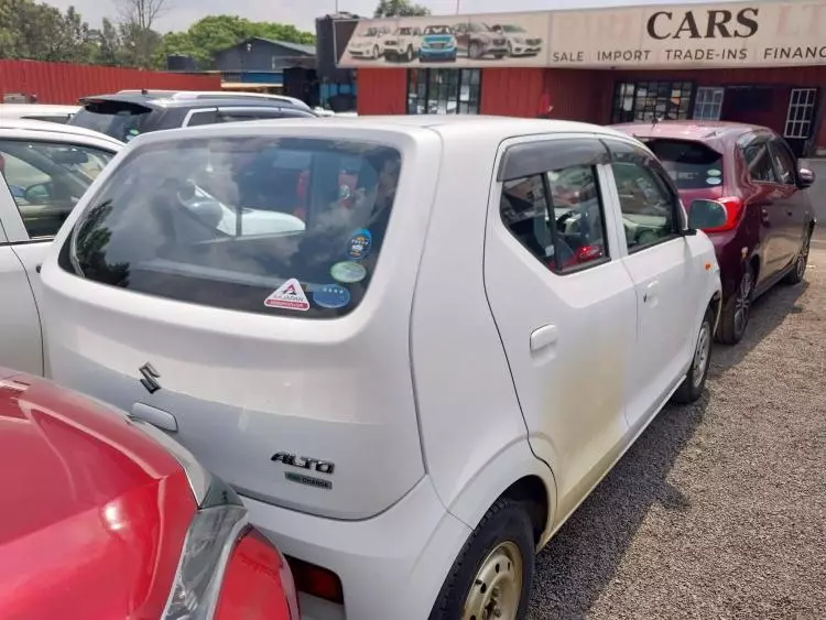 SUZUKI Alto GLX