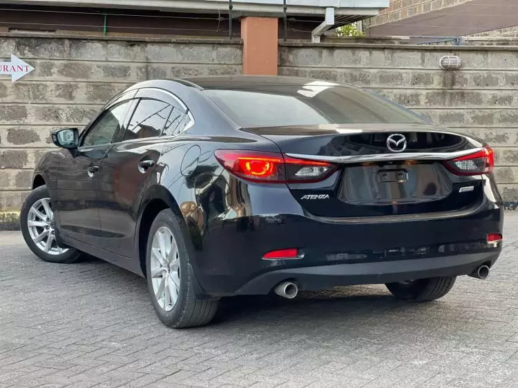 Mazda Atenza 