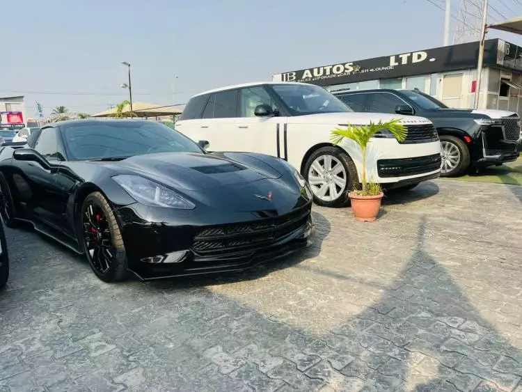 Chevrolet Corvette	C3