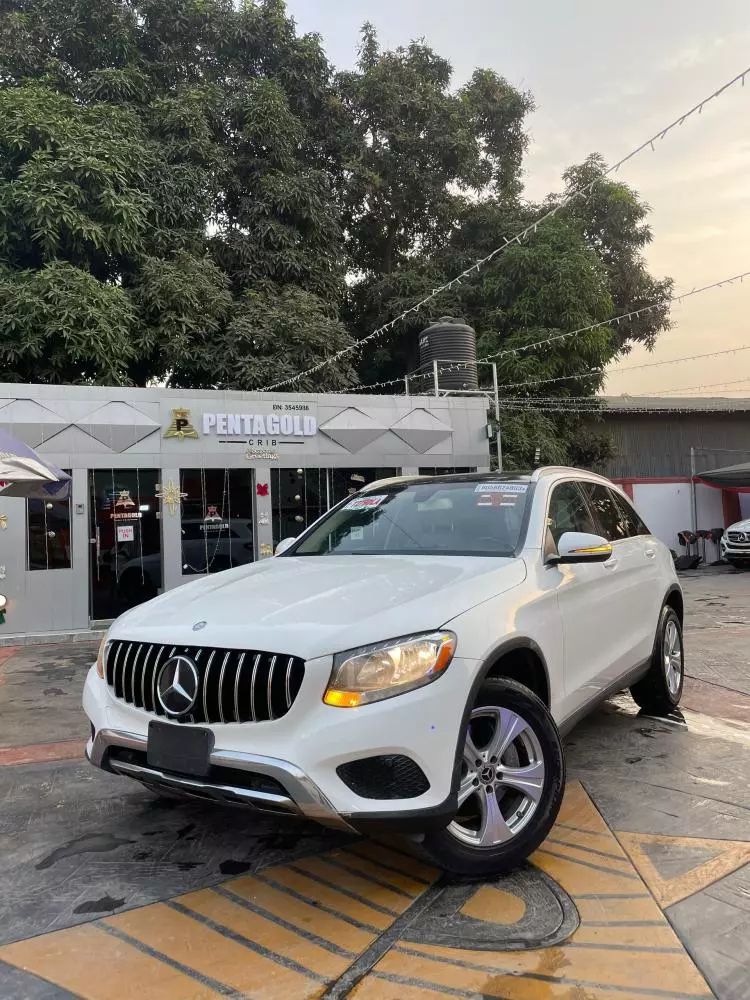 Mercedes-Benz GLC 300