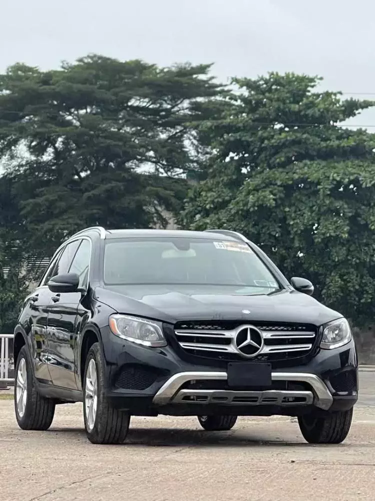 Mercedes-Benz GLC 300