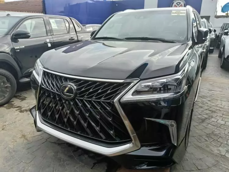 Lexus LX 570