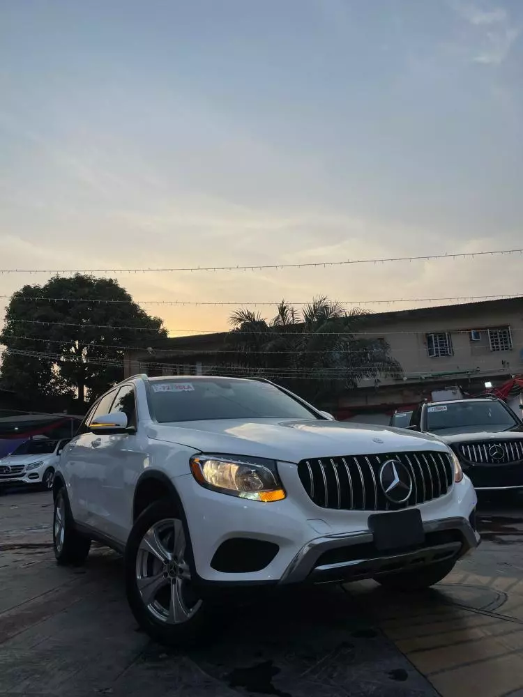 Mercedes-Benz GLC 300