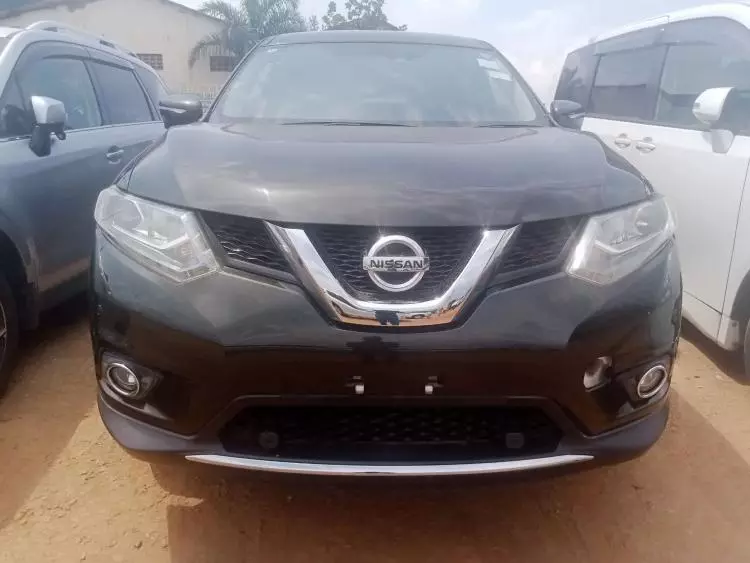 Nissan X- trail