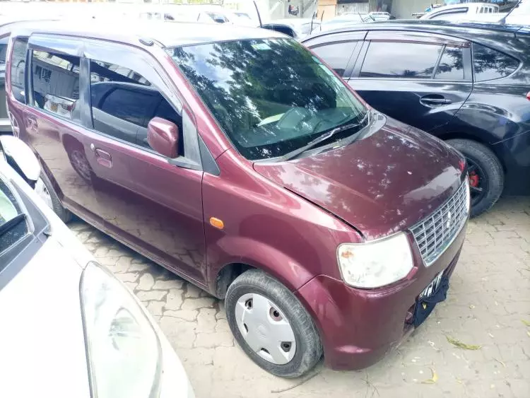 Mitsubishi EK wagon 