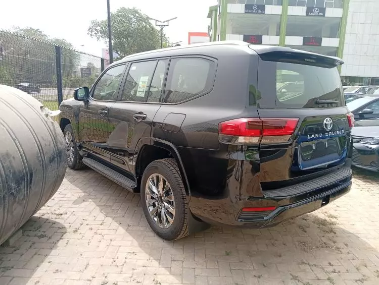 Toyota Land Cruiser GXR