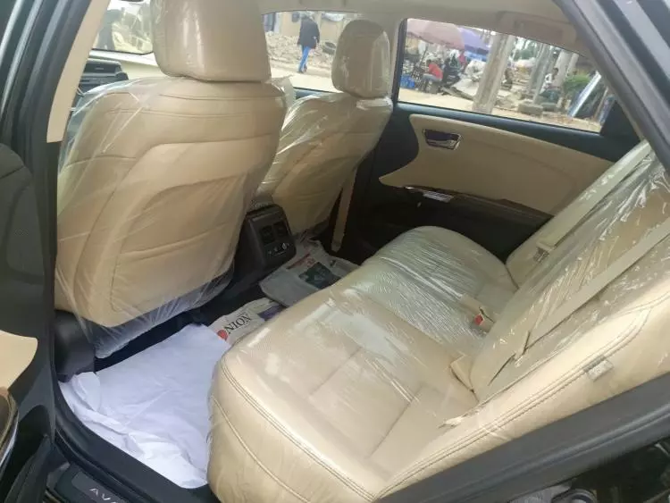 Toyota Avalon