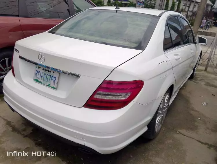 Mercedes-Benz C 300
