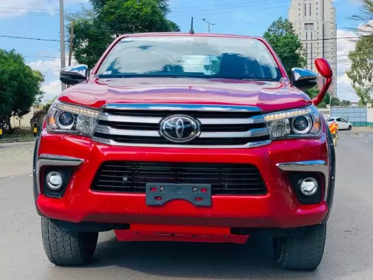 Toyota Hilux