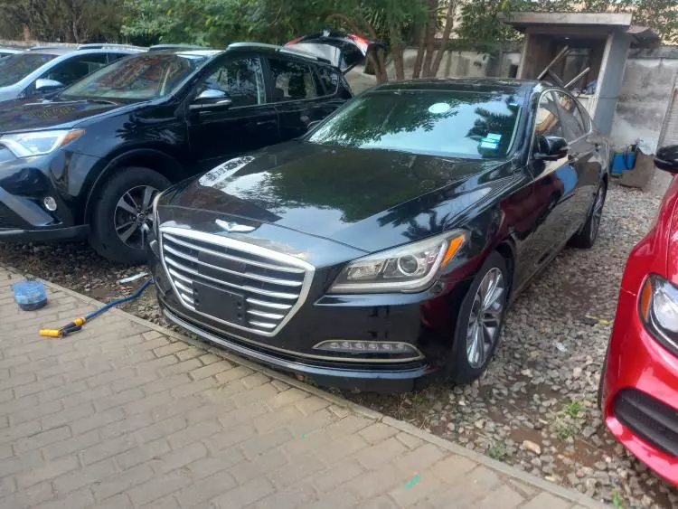 Hyundai GENESIS G80 3,8L BVA