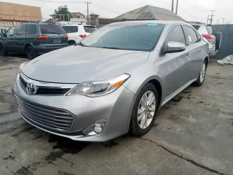 Toyota Avalon