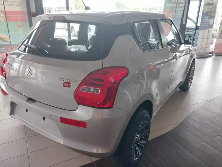 SUZUKI Swift GLX