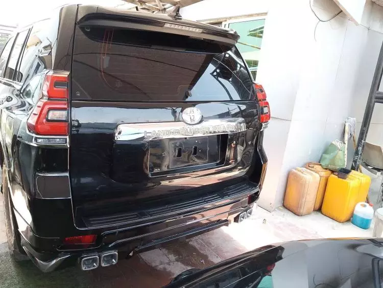 Toyota Land Cruiser Prado