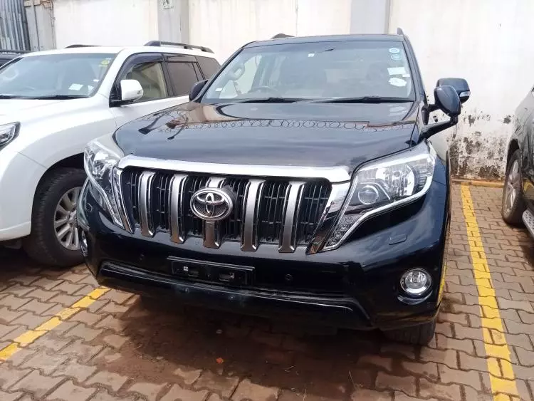 Toyota Landcruiser Prado