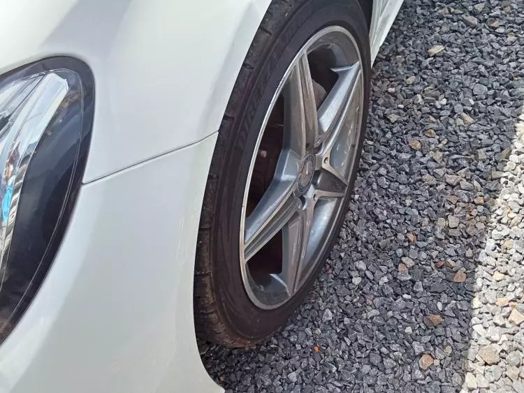 Mercedes-Benz C200