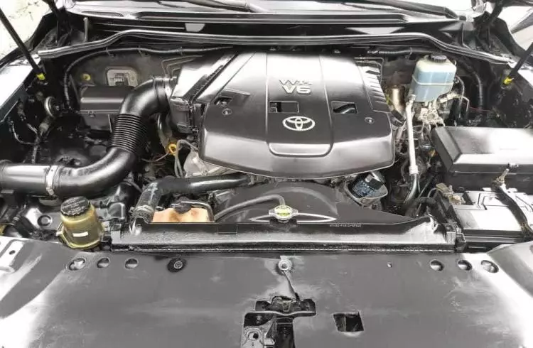 Toyota Land Cruiser GXR