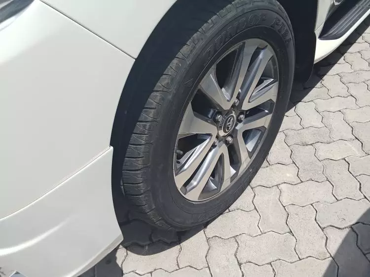 Toyota Landcruiser  V8