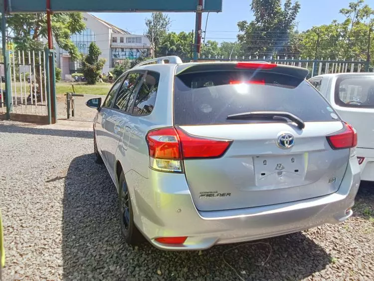 Toyota Fielder