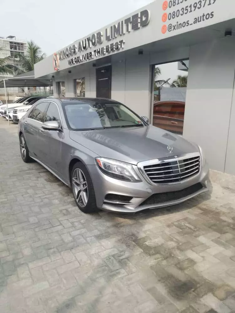 Mercedes-Benz S 550
