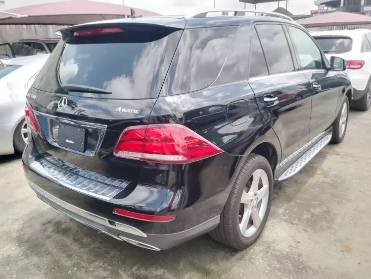 Mercedes-Benz GLE 350