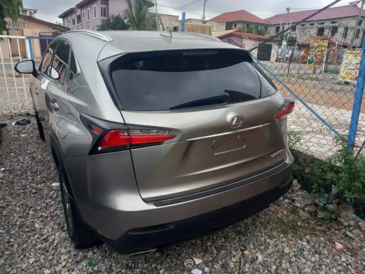 Lexus NX 200