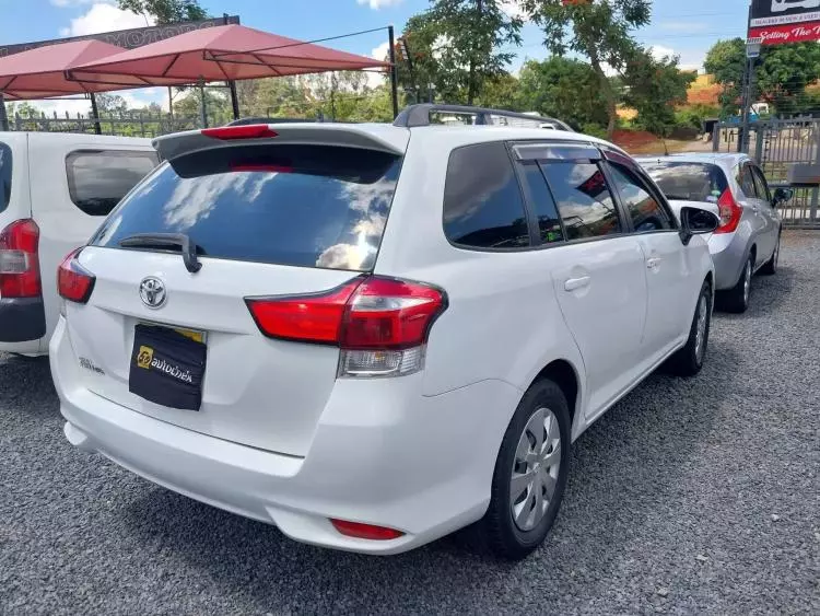 Toyota Fielder