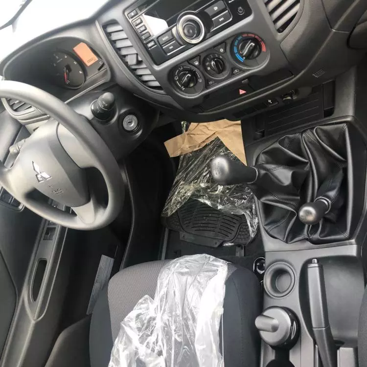 Mitsubishi L200 D/C GL Did